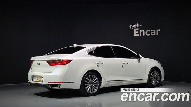 Kia K7 2019 — photo 2