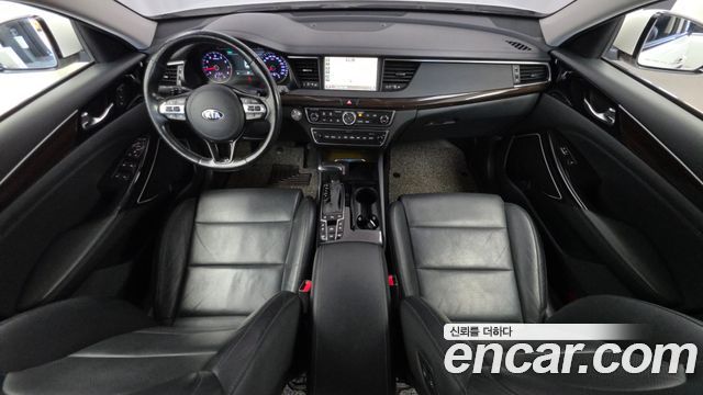 Kia K7 2019 — photo 10