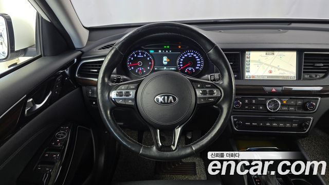 Kia K7 2019 — photo 19