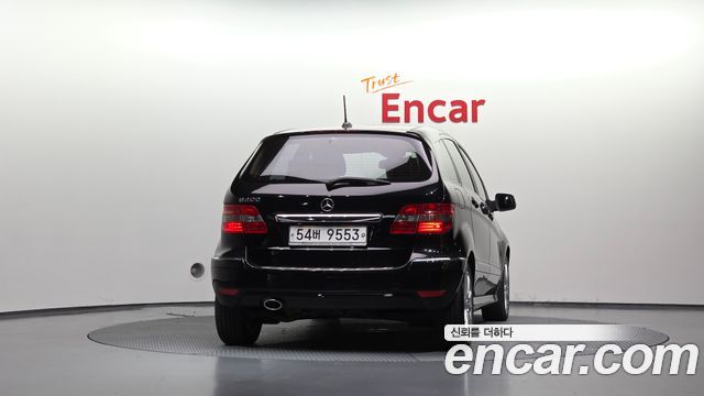 Mercedes-Benz B-Class 2010 — photo 4