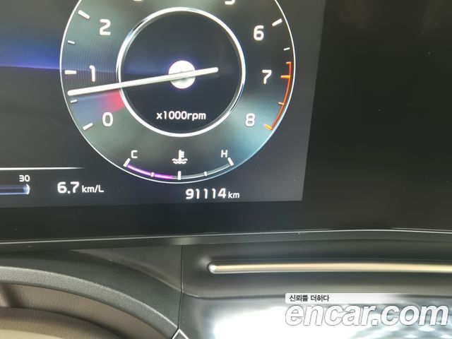 Kia Canival 2023 — photo 9