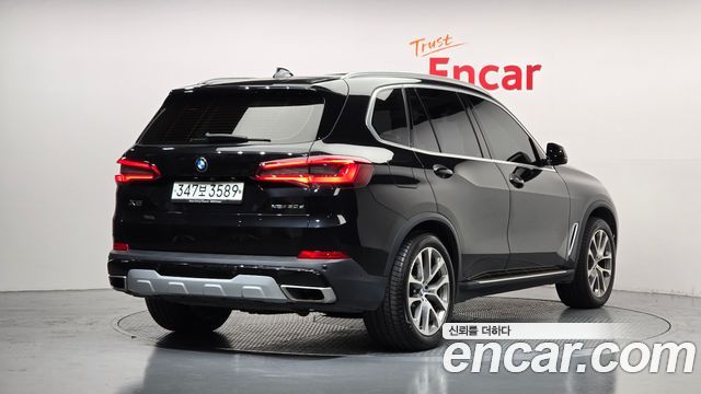 BMW X5 2019 — photo 2