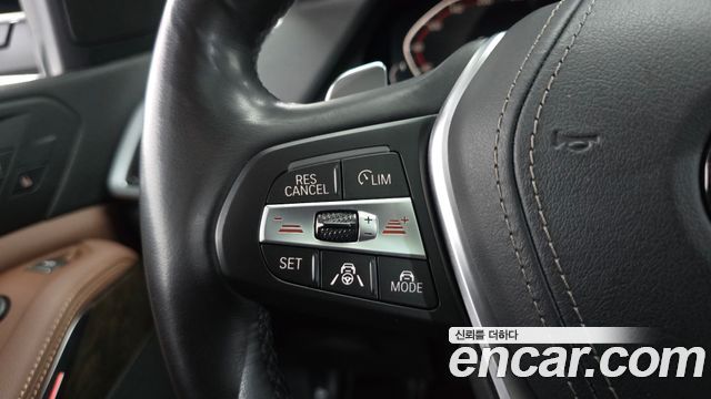 BMW X5 2019 — photo 21