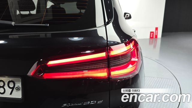 BMW X5 2019 — photo 9