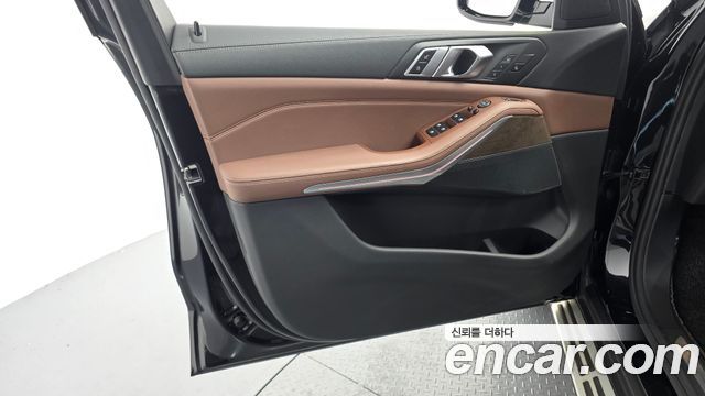 BMW X5 2019 — photo 14