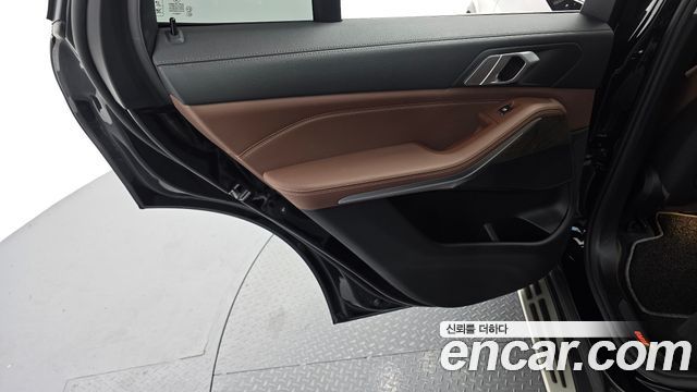 BMW X5 2019 — photo 15