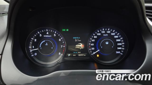 Hyundai Grandeur 2013 — photo 11
