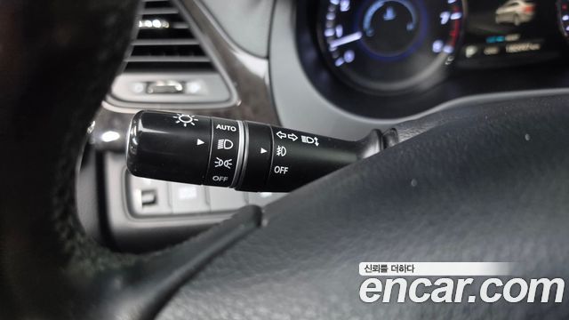 Hyundai Grandeur 2013 — photo 30
