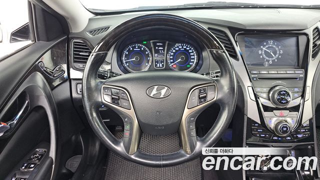 Hyundai Grandeur 2011 — photo 13