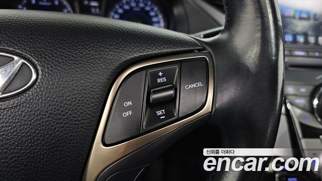 Hyundai Grandeur 2011 — photo 16