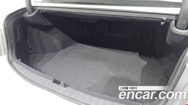 Hyundai Grandeur 2011 — photo 20