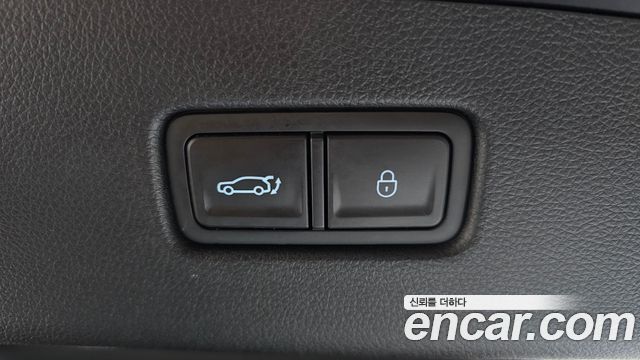 Genesis GV70 2023 — photo 23