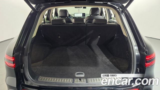 Genesis GV70 2023 — photo 24