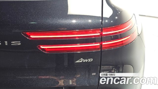 Genesis GV70 2023 — photo 9