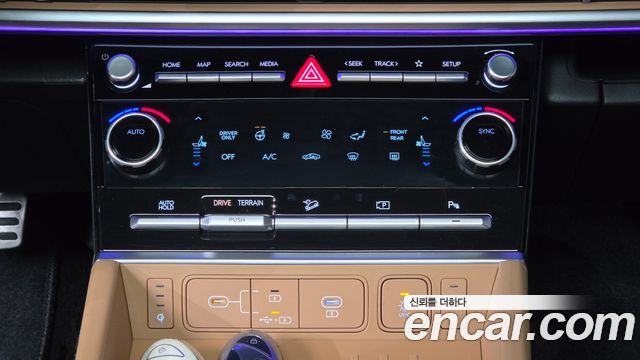 Hyundai Santafe 2024 — photo 29