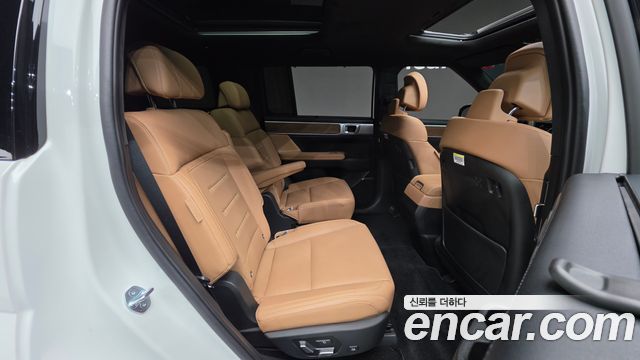 Hyundai Santafe 2024 — photo 32