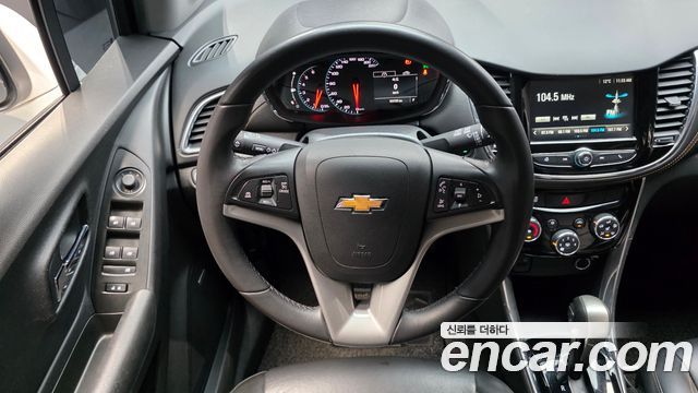 Chevrolet Korea Trax 2017 — photo 19