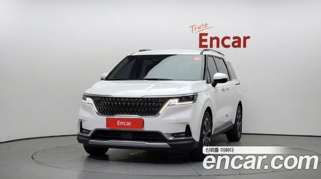 Kia Canival 2023 — photo 3