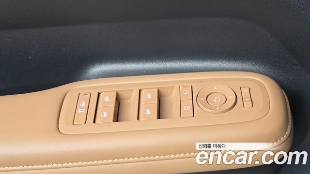 Hyundai Santafe 2025 — photo 19