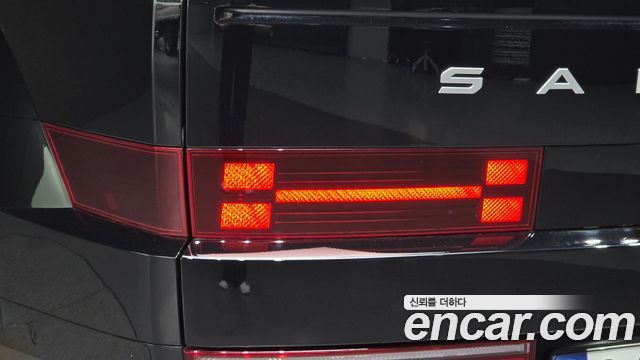 Hyundai Santafe 2025 — photo 9