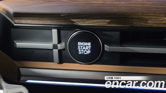 Hyundai Santafe 2025 — photo 30