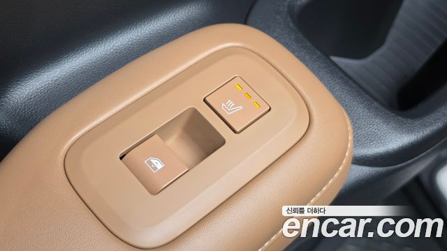 Hyundai Santafe 2025 — photo 32