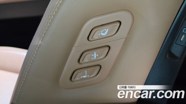 Hyundai Santafe 2025 — photo 33