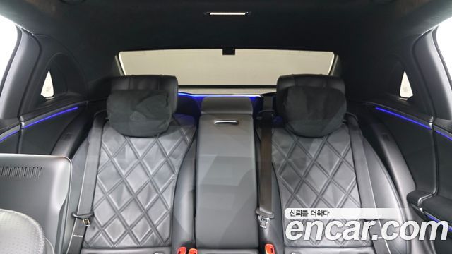 Mercedes-Benz S-Class 2021 — photo 37