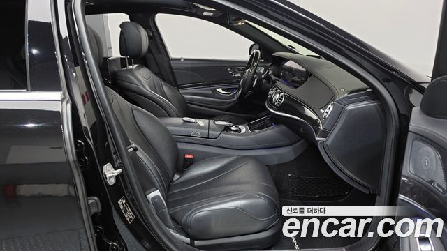 Mercedes-Benz S-Class 2018 — photo 16