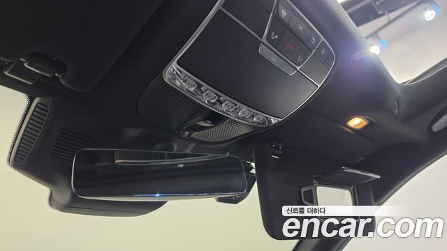 Mercedes-Benz S-Class 2018 — photo 28