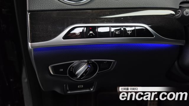 Mercedes-Benz S-Class 2018 — photo 30