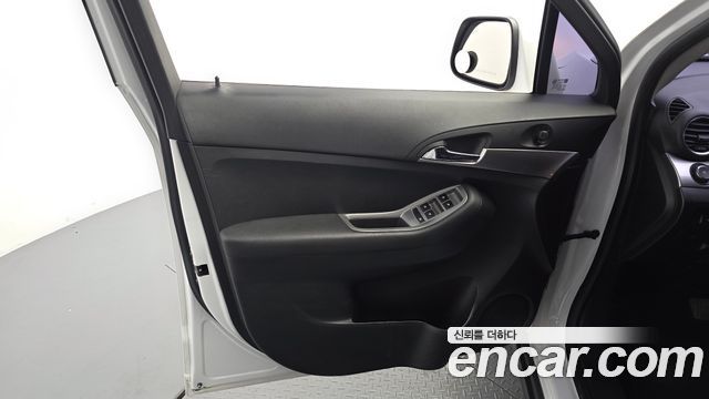 Chevrolet Korea Orlando 2015 — photo 14