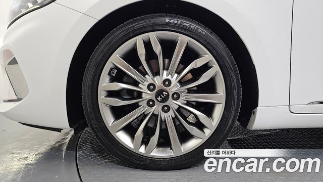 Kia K7 2020 — photo 5