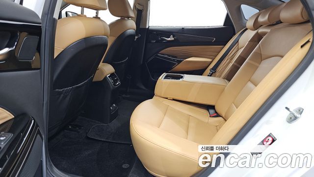 Kia K7 2020 — photo 18