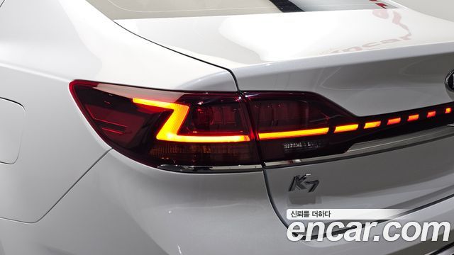 Kia K7 2020 — photo 9