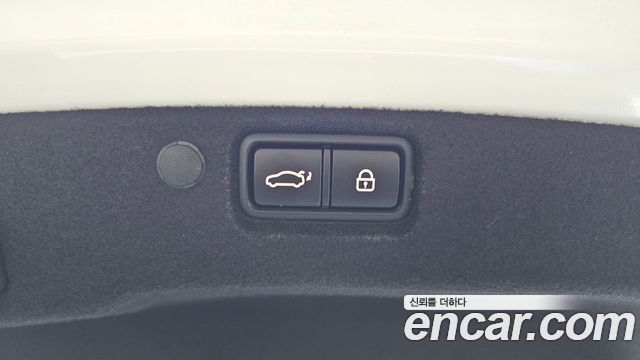 Kia K7 2020 — photo 34