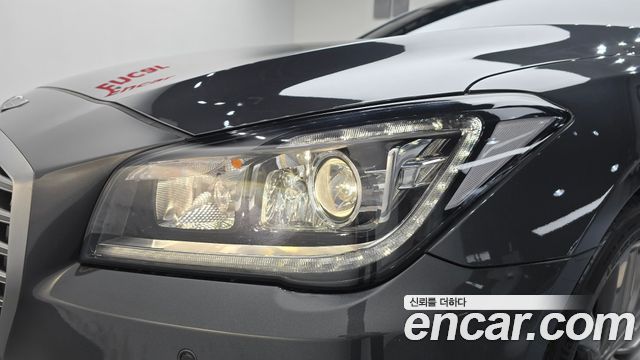 Genesis G80 2018 — photo 8