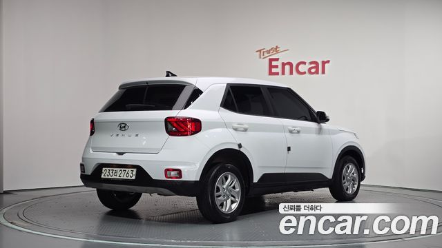 Hyundai Venue 2020 — photo 2
