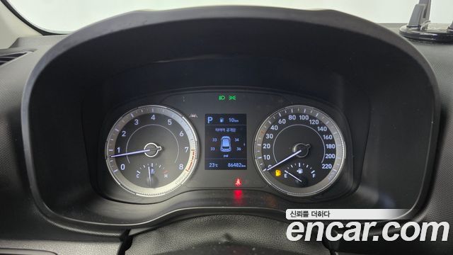 Hyundai Venue 2020 — photo 8