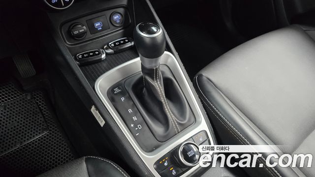 Hyundai Venue 2020 — photo 9