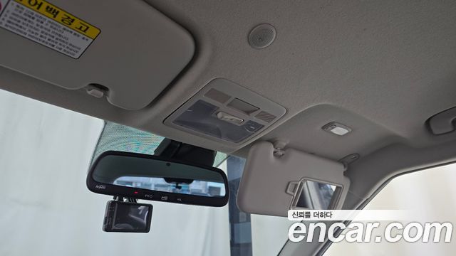 Hyundai Venue 2020 — photo 18