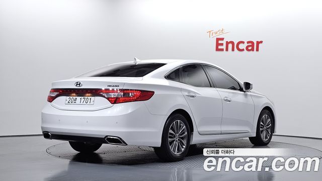 Hyundai Grandeur 2015 — photo 2