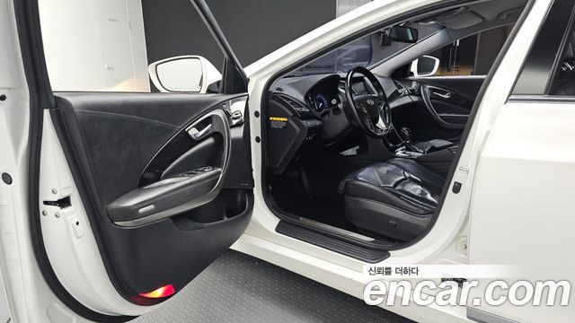 Hyundai Grandeur 2015 — photo 13