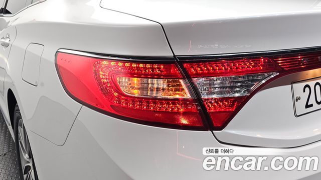 Hyundai Grandeur 2015 — photo 9