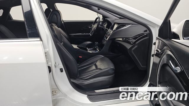 Hyundai Grandeur 2015 — photo 16