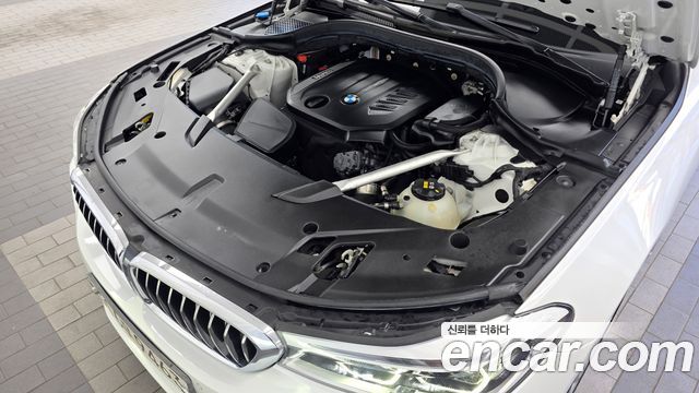 BMW Gran Turismo 2020 — photo 6