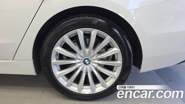 BMW Gran Turismo 2020 — photo 7