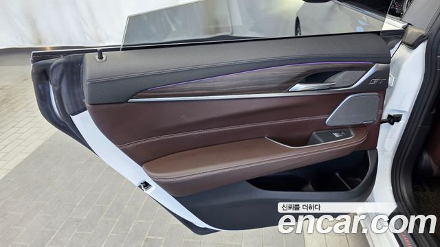 BMW Gran Turismo 2020 — photo 15
