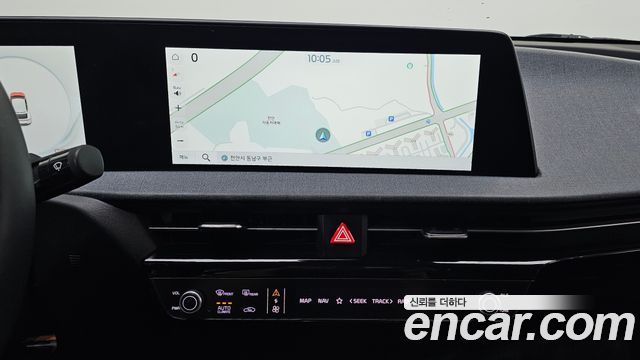 Kia EV6 2023 — photo 16