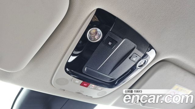 Kia EV6 2023 — photo 18